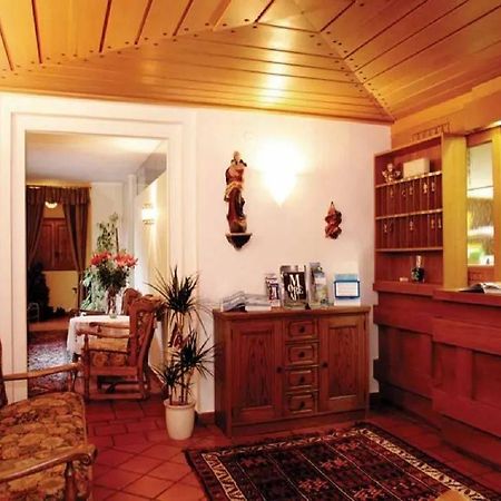 Pension Bergheil Kaprun Bagian luar foto